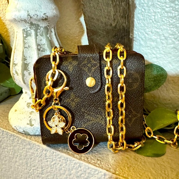 Louis Vuitton Handbags - - Louis Vuitton Monogram Compact Zip Bifold Wallet/